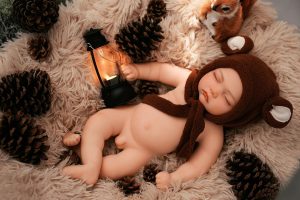 40cm (1.31ft) Realistic Silicone Mini Figure – Aaron | Cute Handcrafted Collectible Doll with Lifelike Details (Non-Functional Display Model) - Image 11