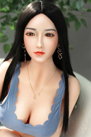 158cm lifelike TPE sex doll Susan with full bust design and balanced body proportions